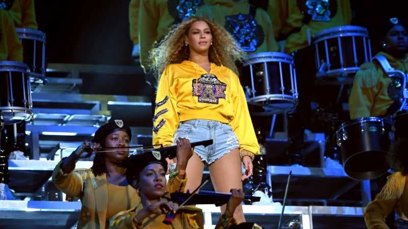 Ketika Beyonce Dianggap “Bukan Manusia” oleh Para Penggemar