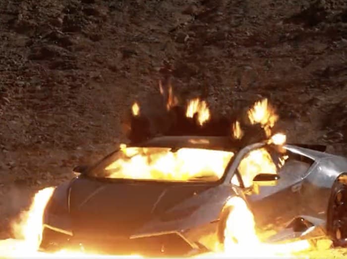 Meledakkan Lamborghini Demi NFT, Gak Sekadar Modal Selfie