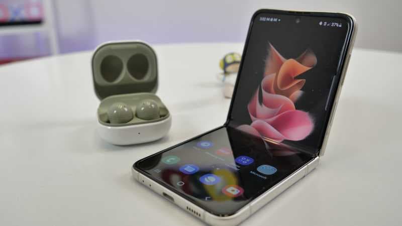 Samsung Galaxy Z Flip 3 Jadi Inovasi Terbaik 2021 Versi Majalah TIME