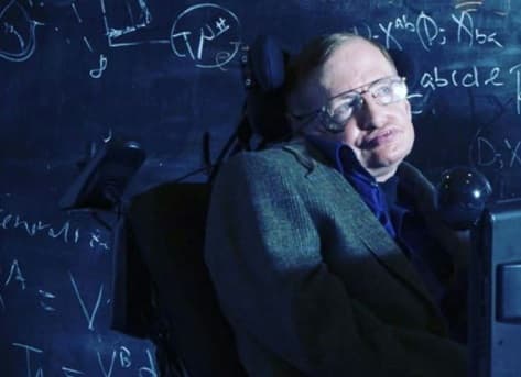  Abu Stephen Hawking Dikebumikan di Samping Isaac Newton
