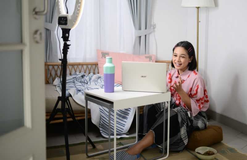 Acer Gandeng Andien, Produksi Film Pendek Pakai Laptop Swift