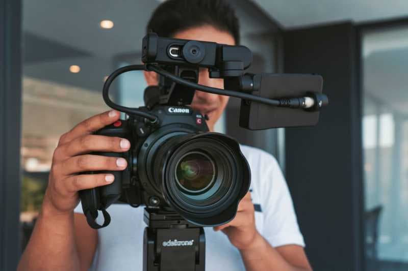 Canon Punya Software Baru, Ubah Kamera Digital Jadi Webcam 
