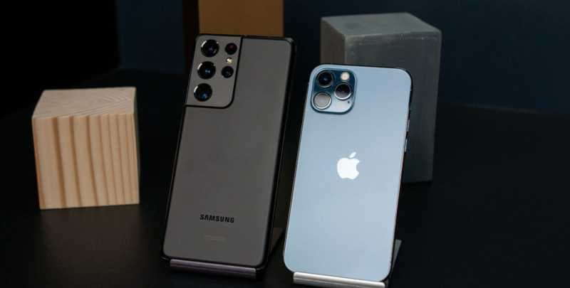 iPhone 12 vs Samsung Galaxy S21 Series 5G, Mana Desain yang Terbaik?