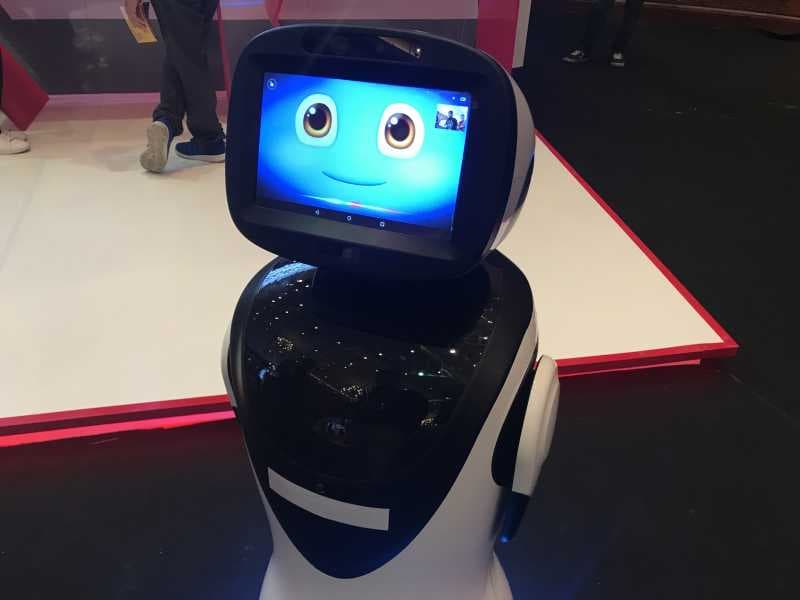  Ngobrol dengan Vero, Robot Pintar Milik Telkomsel