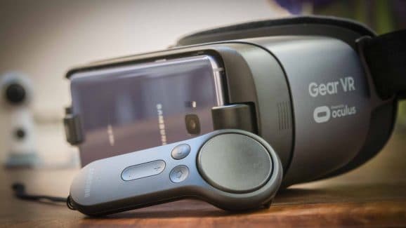 Facebook Matikan Software Update untuk Samsung Gear VR