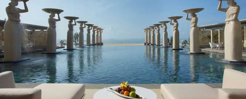 Ini <i>Resort</i> Terbesar di Bali Versi <i>Traveller</i>