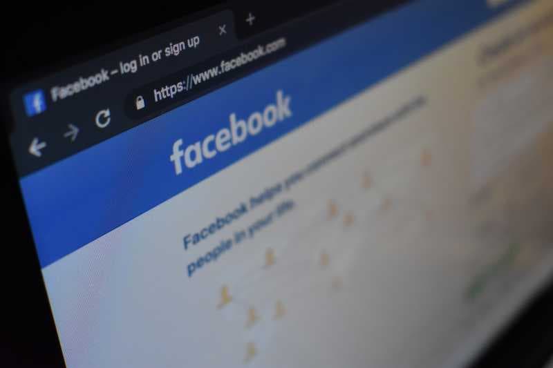 Facebook ‘Panen’ Skandal, Mungkinkah Kita Minta Pertanggungjawaban?