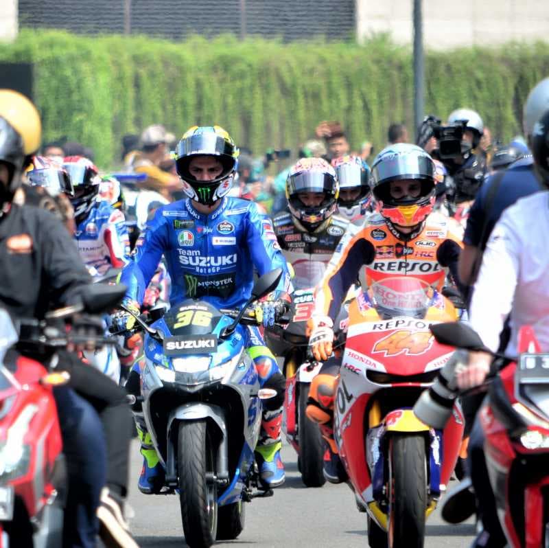 FOTO: Penggila MotoGP Kepung Bundaran HI