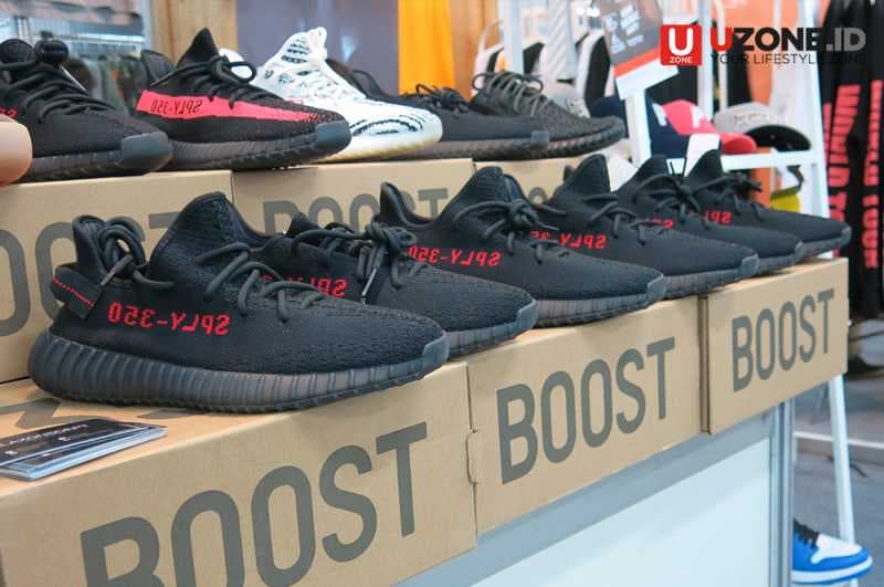 Adidas Yeezy dan NMD Rajai Urban Sneaker Society
