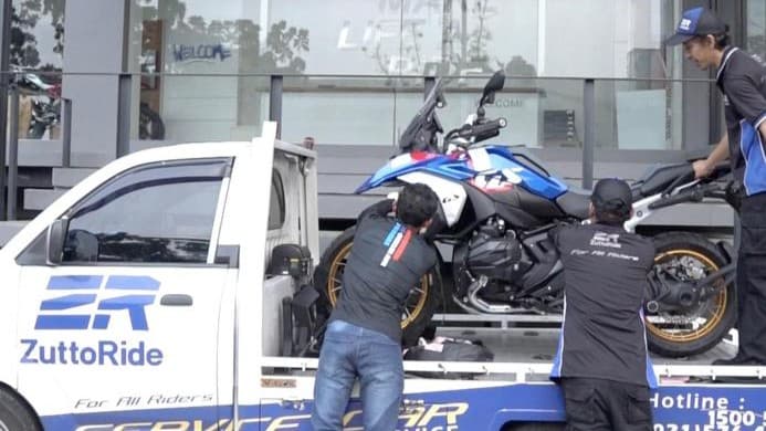 BMW Motorrad Gaet ZuttoRide untuk Tingkatkan Layanan Darurat BMW Motorrad Gaet ZuttoRide untuk Tingkatkan Layanan Darurat