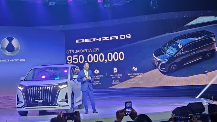 Perbandingan Harga Denza D9 vs. Alphard cs, Termurah di Kelasnya? Perbandingan Harga Denza D9 vs. Alphard cs, Termurah di Kelasnya?