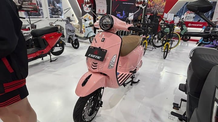 Cari Motor Listrik Murah Meriah di GIIAS 2026, Ada yang Rp9 Jutaan! Cari Motor Listrik Murah Meriah di GIIAS 2026, Ada yang Rp9 Jutaan!