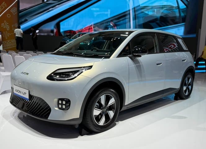 GIIAS 2025: Canggihnya Aion UT, EV Mungil Kontrol Mobil Pakai AI GIIAS 2025: Canggihnya Aion UT, EV Mungil Kontrol Mobil Pakai AI