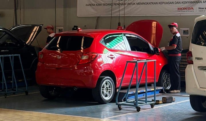 BBM Pertamax Diduga Busuk, Honda Brio Ngelitik Sampai Mogok BBM Pertamax Diduga Busuk, Honda Brio Ngelitik Sampai Mogok