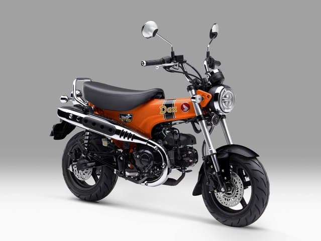 Honda ST125 Dax Punya Warna Baru, Harga Rp84,5 Juta Honda ST125 Dax Punya Warna Baru, Harga Rp84,5 Juta