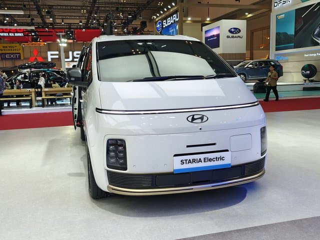 GIIAS 2026: Hyundai Staria Electric Debut, Bisa Tempuh 544 Km GIIAS 2026: Hyundai Staria Electric Debut, Bisa Tempuh 544 Km
