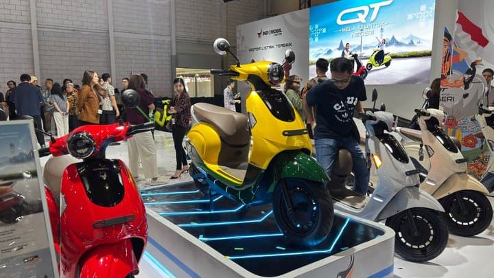 IIMS 2026: Indomobil eMotor Rilis Motor Listrik Murah Cuma Rp15 Jutaan IIMS 2026: Indomobil eMotor Rilis Motor Listrik Murah Cuma Rp15 Jutaan