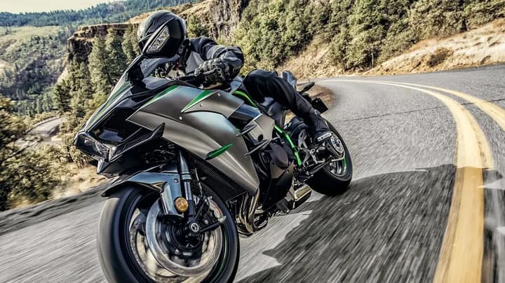 Kawasaki Rilis Teaser Ninja H2 Generasi Terbaru, Kapan Meluncur? Kawasaki Rilis Teaser Ninja H2 Generasi Terbaru, Kapan Meluncur?