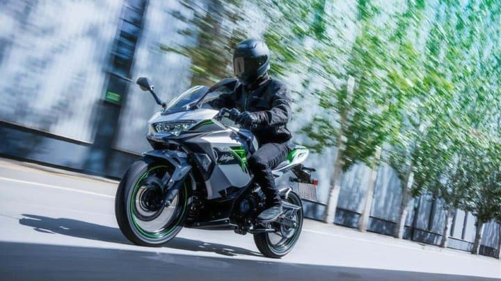 Ada Masalah di Baterai, Motor Listrik Kawasaki Kena Recall Ada Masalah di Baterai, Motor Listrik Kawasaki Kena Recall