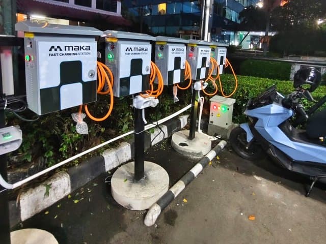 Cuma Setahun, Maka Motors Sudah Bangun 33 Jaringan Fast Charging Cuma Setahun, Maka Motors Sudah Bangun 33 Jaringan Fast Charging