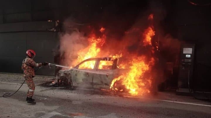 Kalau Baterai Mobil Listrik Terbakar, Bisa Ditanggung Asuransi? Kalau Baterai Mobil Listrik Terbakar, Bisa Ditanggung Asuransi?