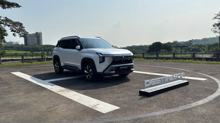 Mitsubishi Tegaskan Destinator Bukan XForce Versi Panjang Mitsubishi Tegaskan Destinator Bukan XForce Versi Panjang