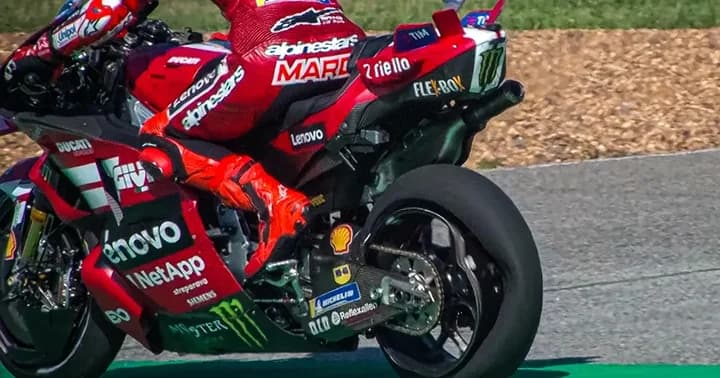 Insiden Ban Pecah Marquez di Thailand, Michelin Ungkap Penyebabnya Insiden Ban Pecah Marquez di Thailand, Michelin Ungkap Penyebabnya