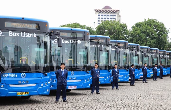 Ada Demo di DPR, Cek Perubahan Rute Transjakarta Hari Ini Ada Demo di DPR, Cek Perubahan Rute Transjakarta Hari Ini