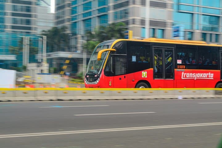 Kecelakaan Lagi, Bus TransJakarta Nabrak Motor Ojol, Ini Kronologinya Kecelakaan Lagi, Bus TransJakarta Nabrak Motor Ojol, Ini Kronologinya