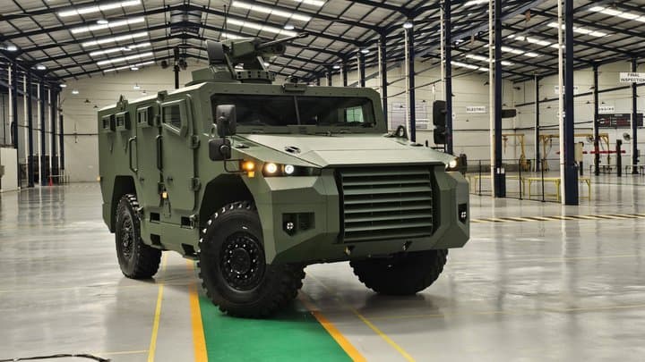 Kendaraan Taktis Buatan Lokal P2 TIGER APC Meluncur, Siap Perang! Kendaraan Taktis Buatan Lokal P2 TIGER APC Meluncur, Siap Perang!