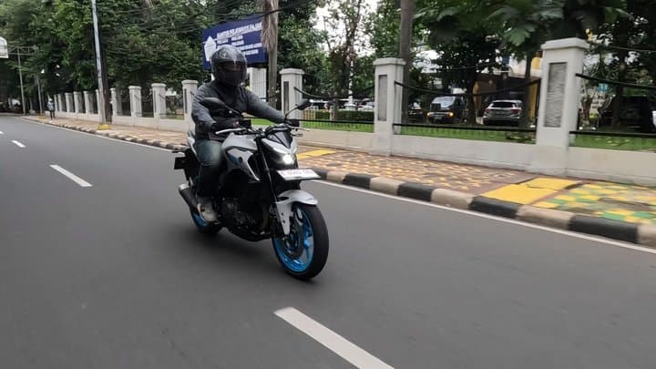 Review Yamaha MT-25 Euro5+: Motor Langka yang Fun to Ride Review Yamaha MT-25 Euro5+: Motor Langka yang Fun to Ride