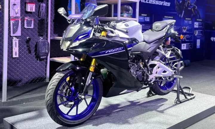 Yamaha YZF-R2 Resmi Meluncur, Mesin Baru Harga Tembus Rp42 Juta Yamaha YZF-R2 Resmi Meluncur, Mesin Baru Harga Tembus Rp42 Juta
