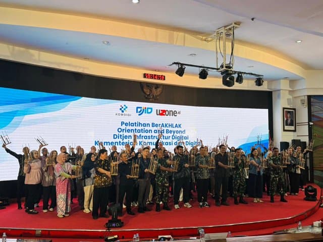 Pelatihan BROAD Sukses Digelar, Bekal Hadapi Masa Depan Digital RI
Pelatihan BROAD Sukses Digelar, Bekal Hadapi Masa Depan Digital RI