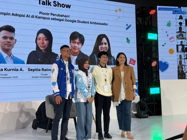 Google Tunjuk 2 Ribu Mahasiswa Seluruh Indonesia Menjadi ‘Duta’ AI
Google Tunjuk 2 Ribu Mahasiswa Seluruh Indonesia Menjadi ‘Duta’ AI