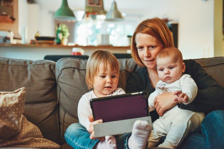 Prestasi Kelam Indonesia, Masuk 3 Besar Dunia Eksploitasi Anak Online Prestasi Kelam Indonesia, Masuk 3 Besar Dunia Eksploitasi Anak Online
