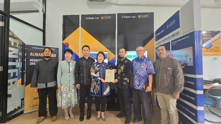 Kolaborasi UI dan Alibaba Cloud Dirikan Skill Center Pertama Kolaborasi UI dan Alibaba Cloud Dirikan Skill Center Pertama