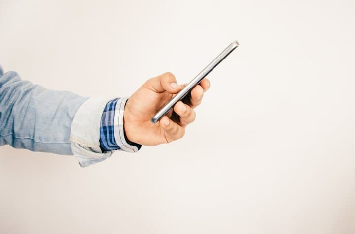 Modus Penipuan SMS Pakai Nomor Resmi Bank, Komdigi Lakukan Hal Ini
Modus Penipuan SMS Pakai Nomor Resmi Bank, Komdigi Lakukan Hal Ini