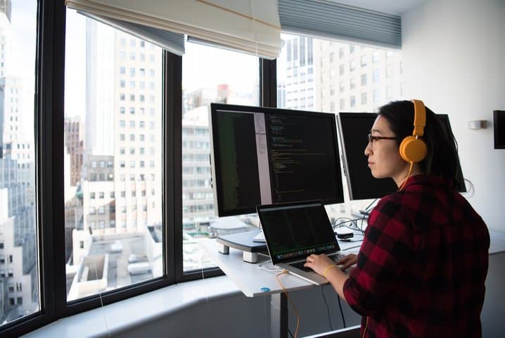 PHK Lagi, Microsoft Beberkan Profesi yang Segera Digantikan AI PHK Lagi, Microsoft Beberkan Profesi yang Segera Digantikan AI