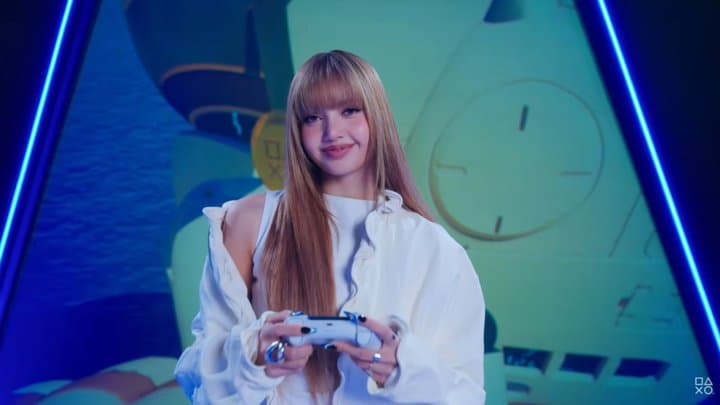 Sony Gandeng Lisa BLACKPINK Jadi Bintang Kampanye PS5 Terbaru Sony Gandeng Lisa BLACKPINK Jadi Bintang Kampanye PS5 Terbaru