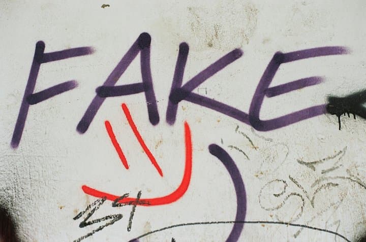 Marak Deepfake, Komdigi Minta Meta Dkk Hadirkan Fitur Deteksi AI Marak Deepfake, Komdigi Minta Meta Dkk Hadirkan Fitur Deteksi AI