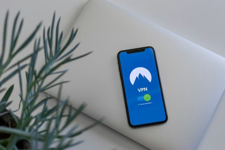 Pemerintah Bakal Batasi VPN demi Berantas Judi Online
Pemerintah Bakal Batasi VPN demi Berantas Judi Online