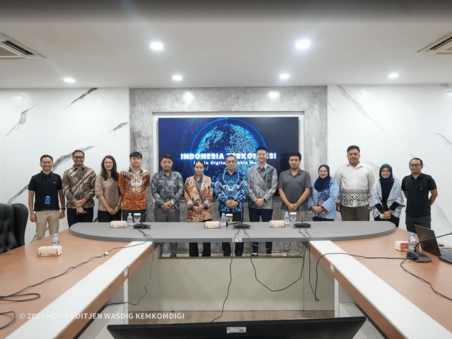 Komdigi Ajak Publisher Gaming ‘Ngobrol’, Siap Awasi Gamer Anak-anak Komdigi Ajak Publisher Gaming ‘Ngobrol’, Siap Awasi Gamer Anak-anak