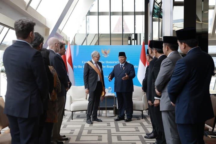Prabowo Anugerahkan Bintang Jasa Utama untuk Bill Gates, Ini Alasannya Prabowo Anugerahkan Bintang Jasa Utama untuk Bill Gates, Ini Alasannya