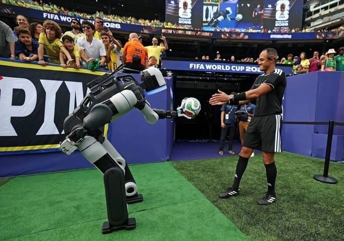 Robot Humanoid Hyundai ‘Atlas’ Unjuk Selebrasi di Piala Dunia 2026 Robot Humanoid Hyundai ‘Atlas’ Unjuk Selebrasi di Piala Dunia 2026