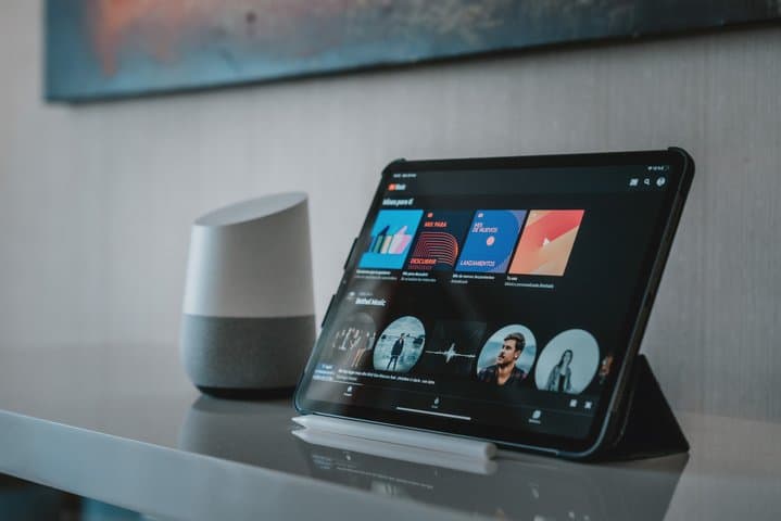 Gak Gratis Lagi, YouTube Music Mulai Batasi Fitur Lirik Lagu
Gak Gratis Lagi, YouTube Music Mulai Batasi Fitur Lirik Lagu