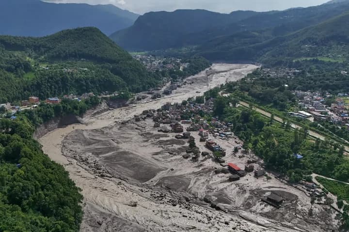 Waspada! Konten AI hingga Donasi Palsu Banjir Nepal Marak di Medsos Waspada! Konten AI hingga Donasi Palsu Banjir Nepal Marak di Medsos