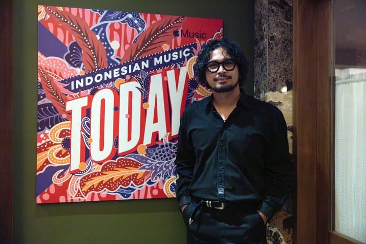 Album Baru Petra Sihombing Lahir dari Studio 'Seisi Ransel' Album Baru Petra Sihombing Lahir dari Studio 'Seisi Ransel'