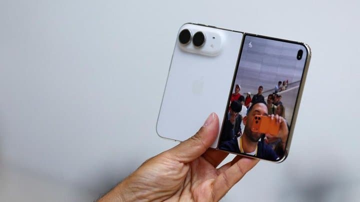 Menebak Rilis iPhone Duo di Indonesia, Dijual 30 Oktober? Menebak Rilis iPhone Duo di Indonesia, Dijual 30 Oktober?