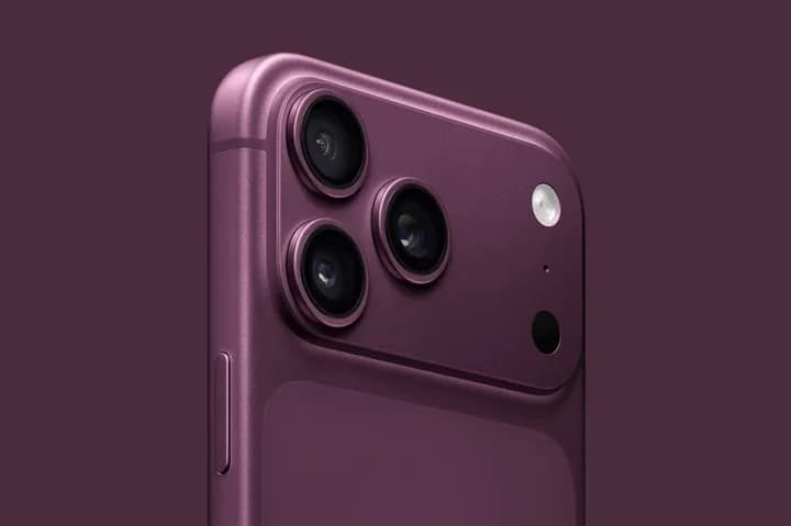 Dokumen iPhone 18 Pro Bocor ke Dark Web, Seliweran di X
Dokumen iPhone 18 Pro Bocor ke Dark Web, Seliweran di X