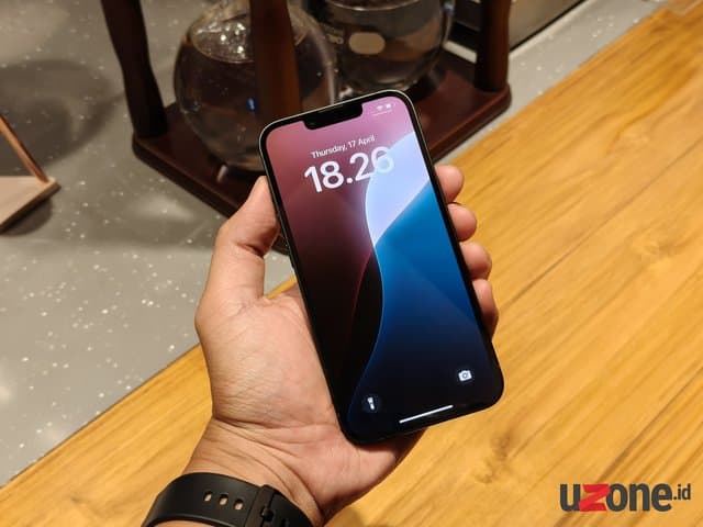 3 Fitur iPhone 16e yang Paling Disukai Bos Apple, Apa Aja? 3 Fitur iPhone 16e yang Paling Disukai Bos Apple, Apa Aja?